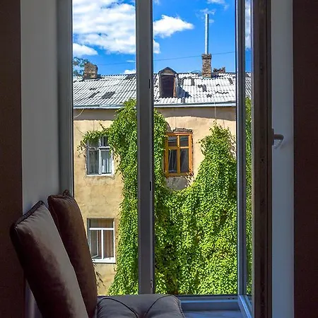 Jukovskogo 7 * Odessa